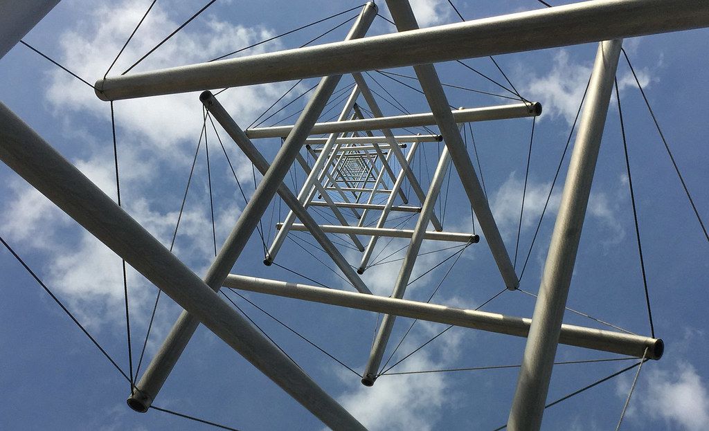 Tensegrity Mimari - Needle Tower